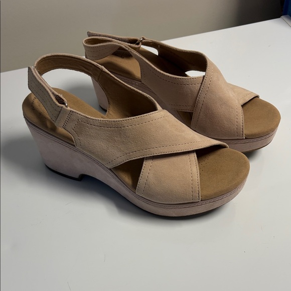 Clarks Shoes - Clarks Cream Wedge Sandals